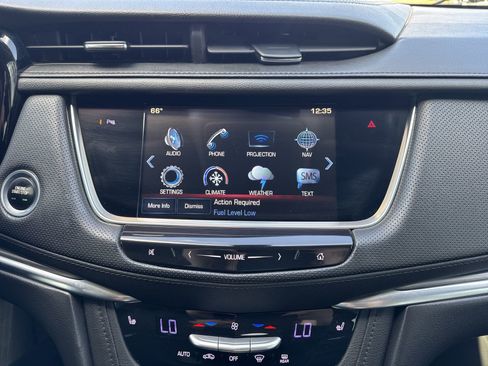 Used 2018 Cadillac XT5 Luxury image 17