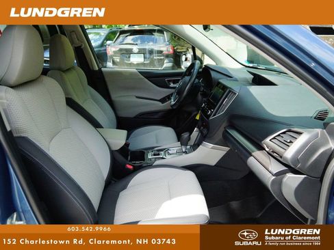 Used 2019 Subaru Forester Premium w/ All-Weather Package AWD/4WD image 9