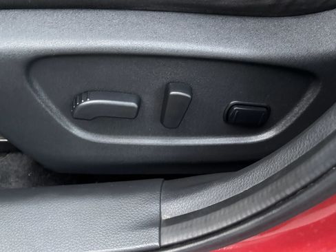 Used 2015 Nissan Rogue SV w/ SV Premium Package AWD/4WD image 14