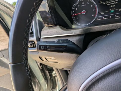 Certified 2023 Kia Sorento S w/ Panoramic Sunroof Package AWD/4WD image 33