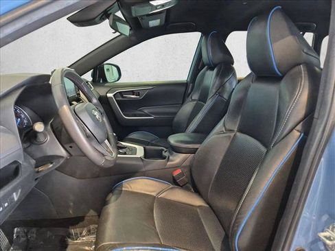 Used 2022 Toyota RAV4 SE AWD/4WD image 15