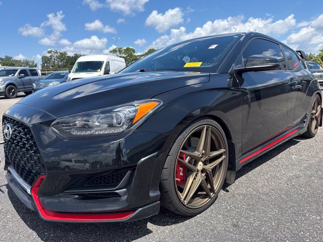 Used 2020 Hyundai Veloster N w/ Performance Package FWD image 2