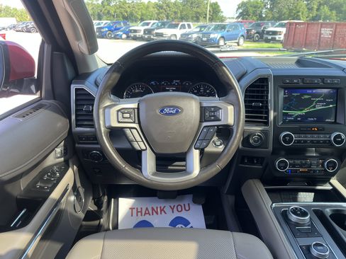 Used 2021 Ford Expedition XLT AWD/4WD image 31