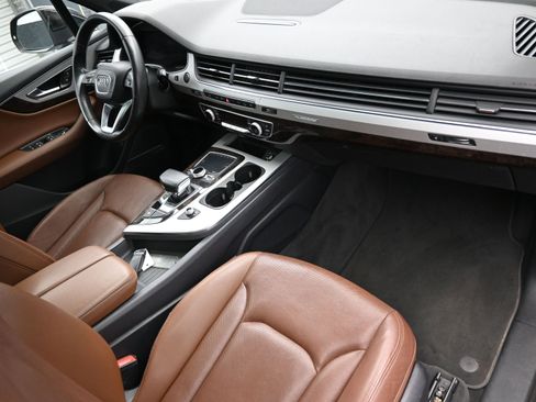 Used 2018 Audi Q7 2.0T Premium Plus w/ Premium Plus Package image 40