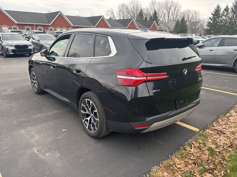 Used 2025 BMW X3 xDrive30i w/ Premium Package image 6