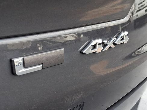 Used 2022 Jeep Grand Cherokee L Overland w/ Luxury Tech Group IV AWD/4WD image 31