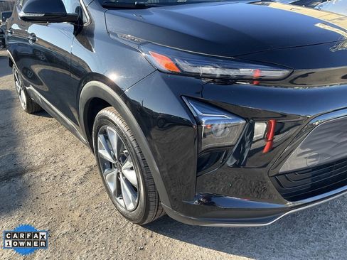 Used 2022 Chevrolet Bolt EUV LT w/ Convenience Package image 66