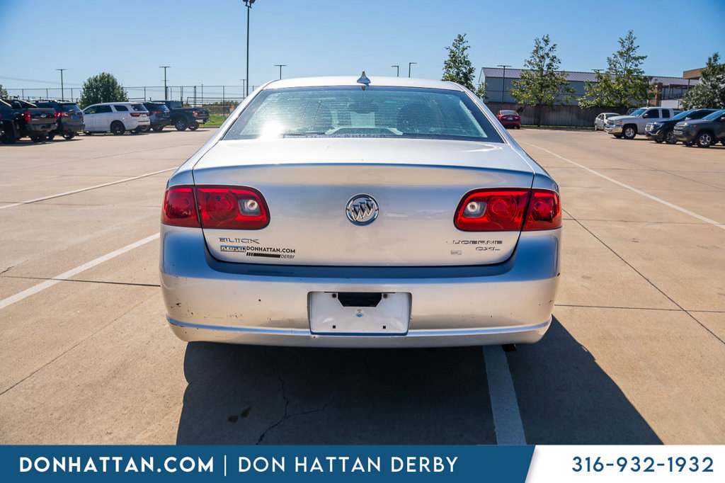 Used 2009 Buick Lucerne CXL FWD image 25