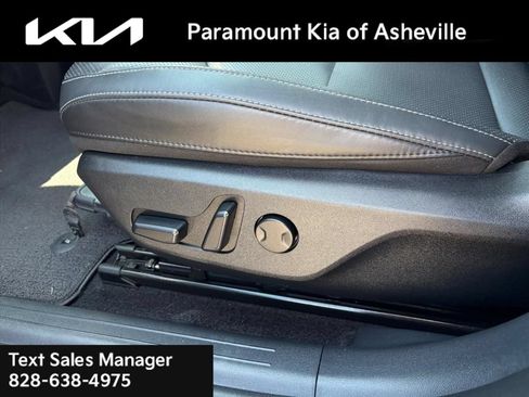 Certified 2023 Kia EV6 Wind w/ Wind Technology Package AWD/4WD image 19