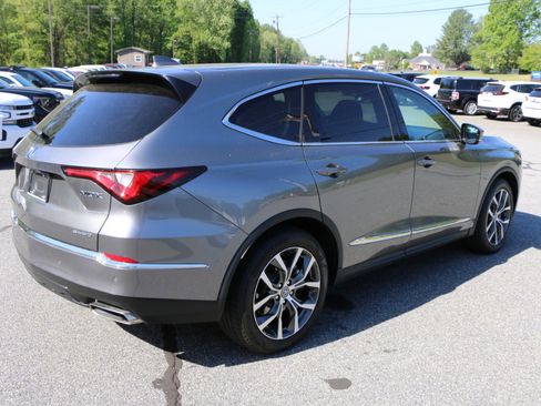 Used 2024 Acura MDX SH-AWD w/ Technology Package image 8