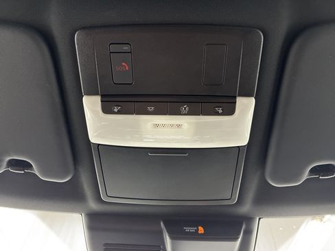 Used 2023 Mitsubishi Outlander SE Black Edition AWD/4WD image 19