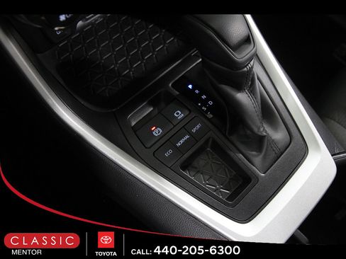 Certified 2025 Toyota RAV4 XLE FWD image 16