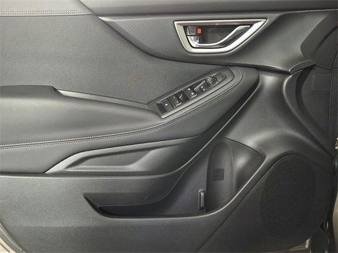 Used 2023 Subaru Forester Premium image 14