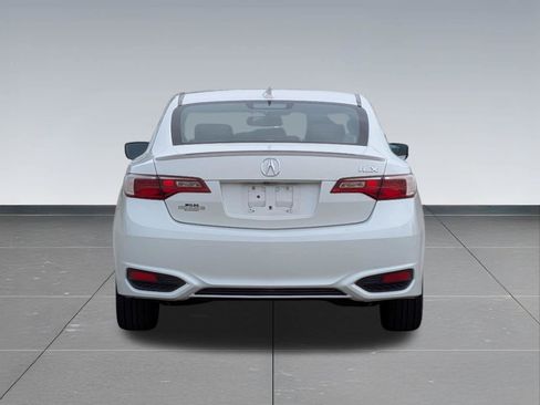 Used 2016 Acura ILX FWD image 4