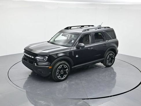 Used 2025 Ford Bronco Sport Outer Banks w/ Outer Banks Tech Package+ AWD/4WD image 40