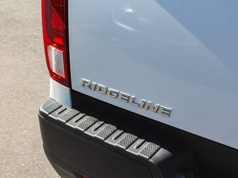 Used 2023 Honda Ridgeline RTL image 9