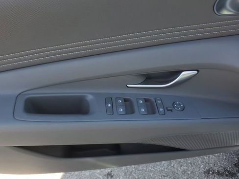 New 2026 Hyundai Elantra Sport FWD image 18