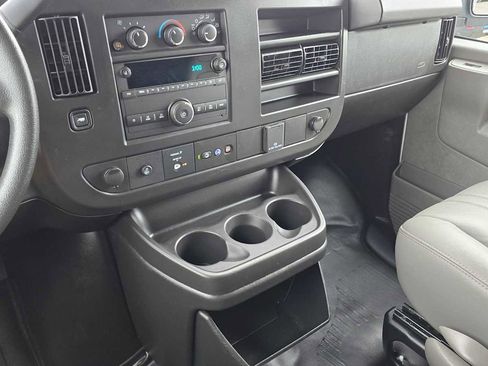 Used 2025 Chevrolet Express 2500 w/ Driver Convenience Package image 33