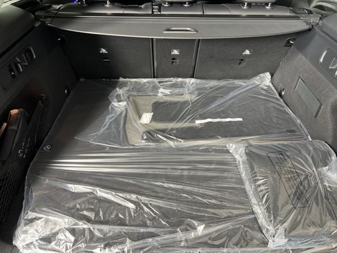 New 2025 Mercedes-Benz GLC 350e 4MATIC image 24