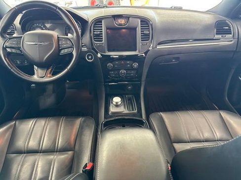 Used 2020 Chrysler 300 S RWD image 26