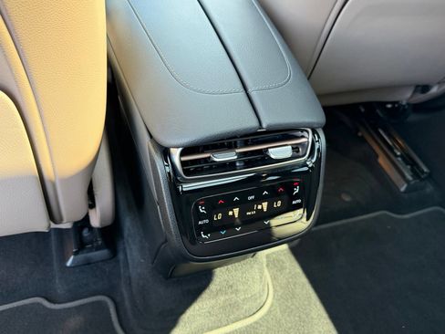 Used 2023 Mercedes-Benz EQE 500 4MATIC SUV image 18