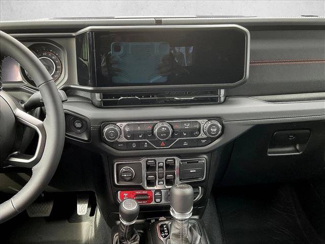 New 2026 Jeep Gladiator Rubicon w/ Steel Power Dome Hood Package AWD/4WD image 5