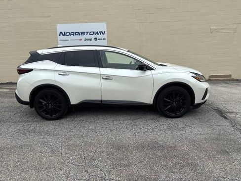 Used 2023 Nissan Murano SV w/ SV Midnight Edition Package AWD/4WD image 3