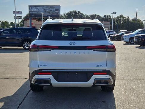 Used 2022 INFINITI QX60 Luxe w/ Cargo Package FWD image 7
