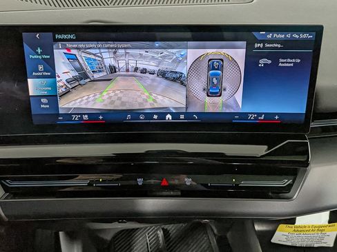 Used 2025 BMW 530i xDrive w/ Premium Package image 23