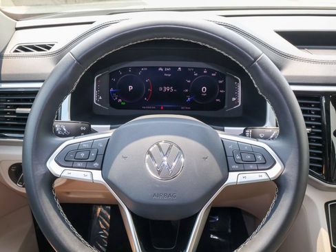 Used 2023 Volkswagen Atlas SE w/ Panoramic Sunroof Package AWD/4WD image 24