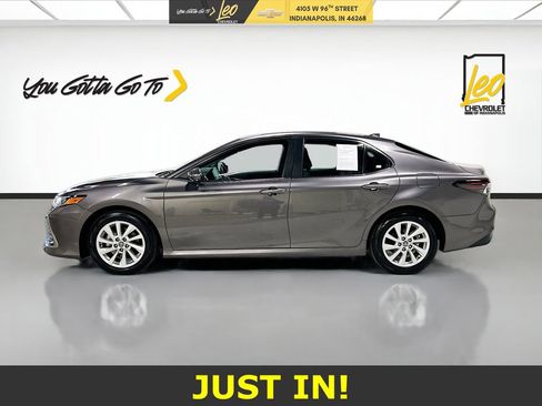 Used 2024 Toyota Camry LE image 8