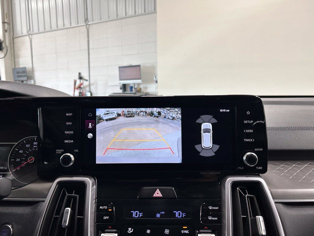 Certified 2024 Kia Sorento EX AWD/4WD image 18