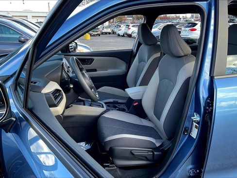 Certified 2025 Subaru Forester w/ Convenience Package #1 image 8