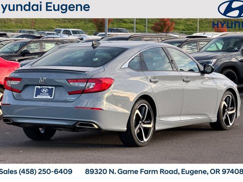 Used 2022 Honda Accord Sport image 3