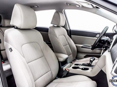 Used 2022 Kia Sportage LX image 33