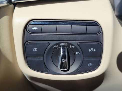 Used 2019 INFINITI QX50 Luxe image 26