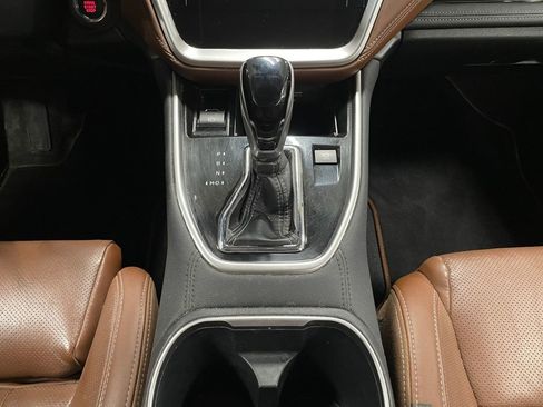 Used 2021 Subaru Outback Touring XT image 11