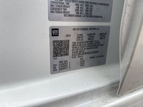 Used 2025 Chevrolet Silverado 1500 High Country AWD/4WD image 41