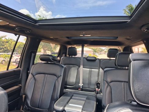 Used 2022 Jeep Grand Wagoneer Series II AWD/4WD image 20
