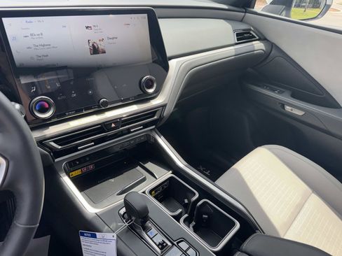 New 2026 Lexus TX 350 AWD image 24