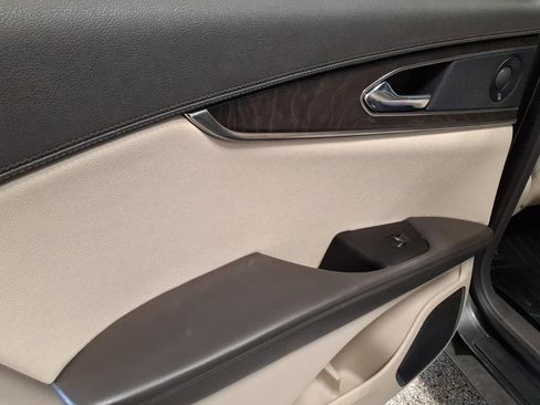 Used 2019 Lincoln Nautilus Reserve image 18