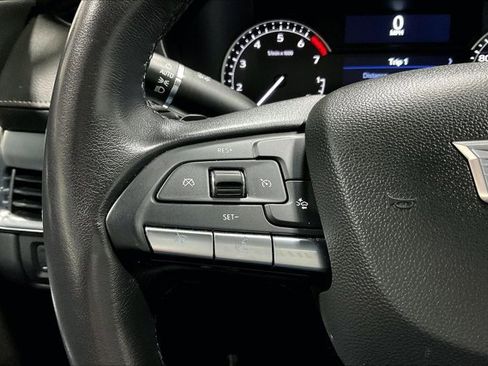 Used 2023 Cadillac XT4 Premium Luxury image 18