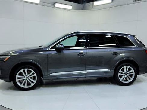 Used 2025 Audi Q7 3.0T Premium Plus AWD/4WD image 4