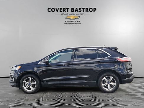 Used 2020 Ford Edge SEL w/ Convenience Package FWD image 3