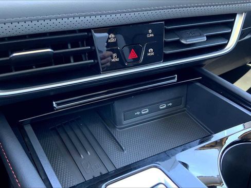 New 2026 Volkswagen Atlas Peak Edition AWD/4WD image 18