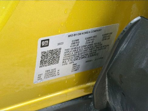 Used 2024 Chevrolet Trax RS w/ Driver Confidence Package FWD image 27