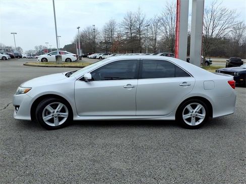 Used 2013 Toyota Camry SE image 17