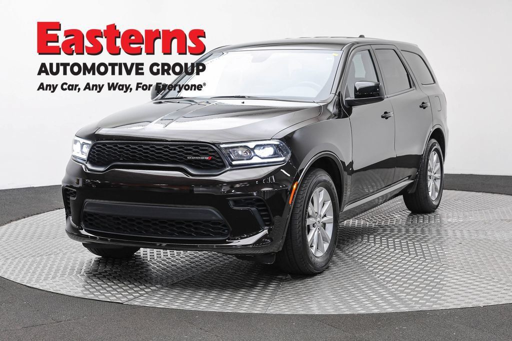 Used 2025 Dodge Durango GT RWD image 1
