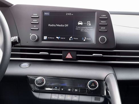 Certified 2026 Hyundai Elantra Hybrid FWD image 19