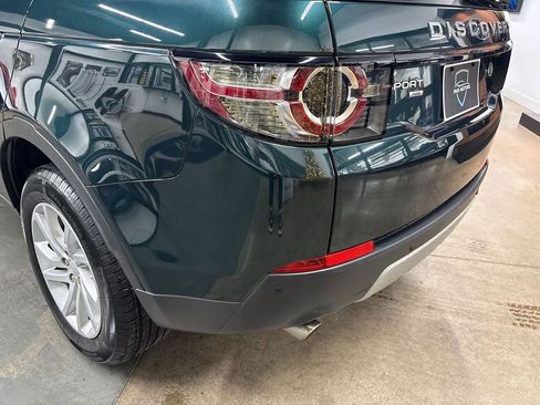 Used 2017 Land Rover Discovery Sport HSE image 24